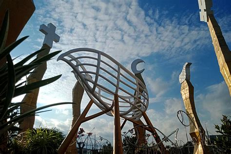 GenSan unveils ‘Monument of Peace’ .